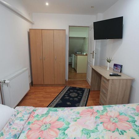 Apartman Carpe Diem 2 Zajecar Ngoại thất bức ảnh