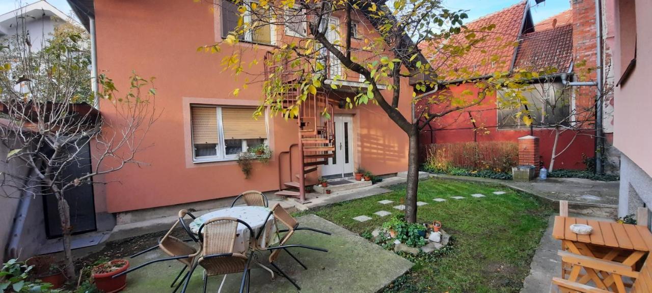 Apartman Carpe Diem 2 Zajecar Ngoại thất bức ảnh