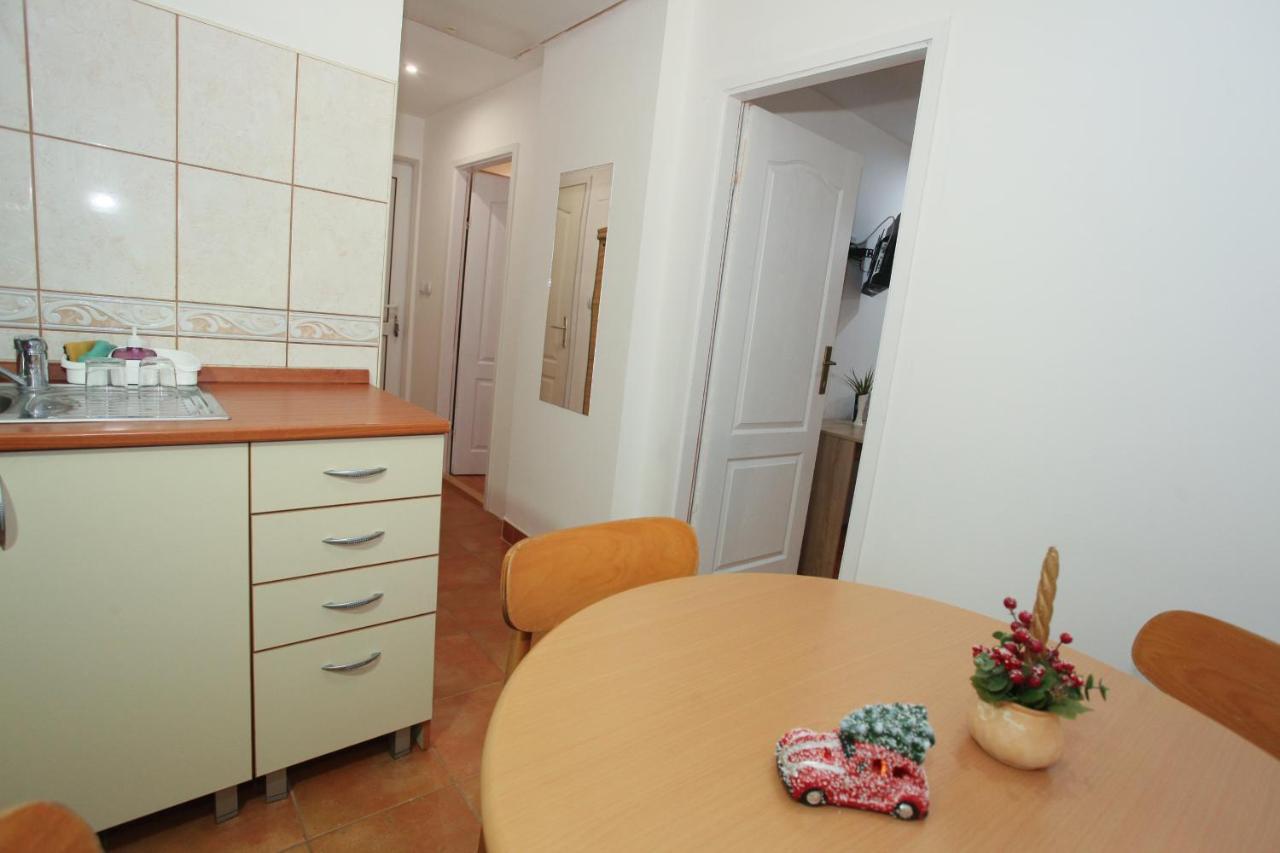 Apartman Carpe Diem 2 Zajecar Ngoại thất bức ảnh