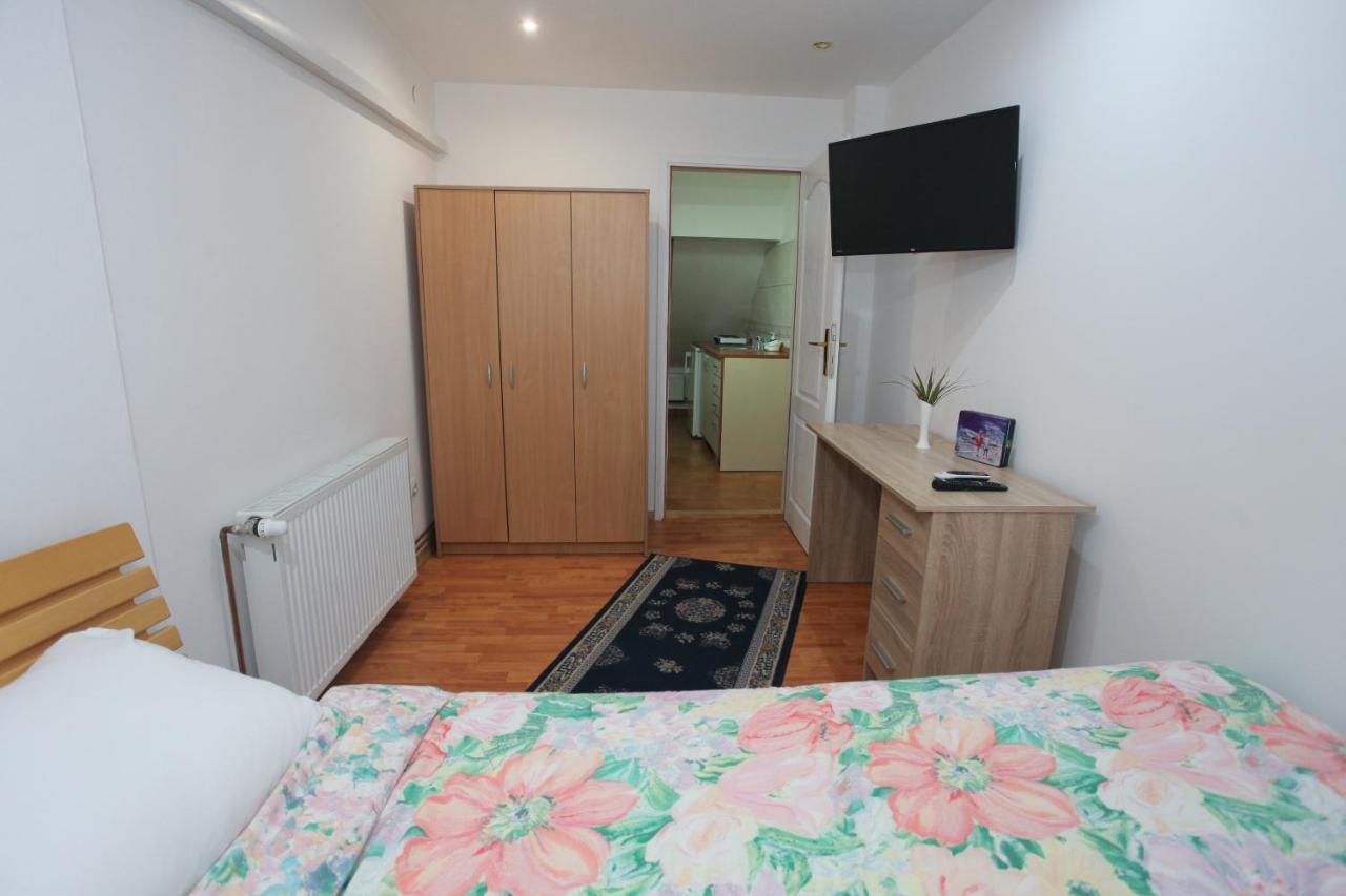 Apartman Carpe Diem 2 Zajecar Ngoại thất bức ảnh